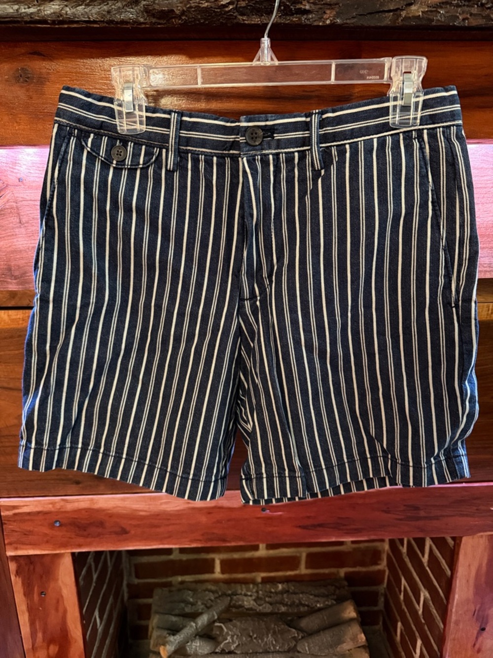 Banana Republic Mens Navy Blue Striped Casual Shorts
